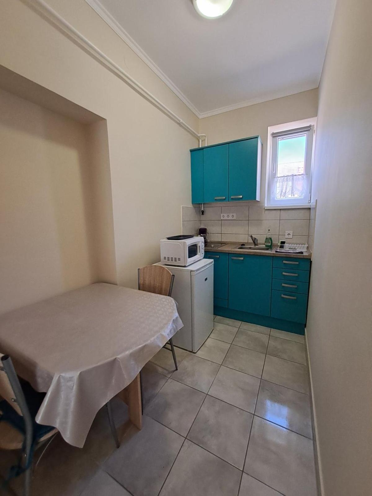 Berta Panzio Bed & Breakfast Hajduszoboszlo Exterior photo