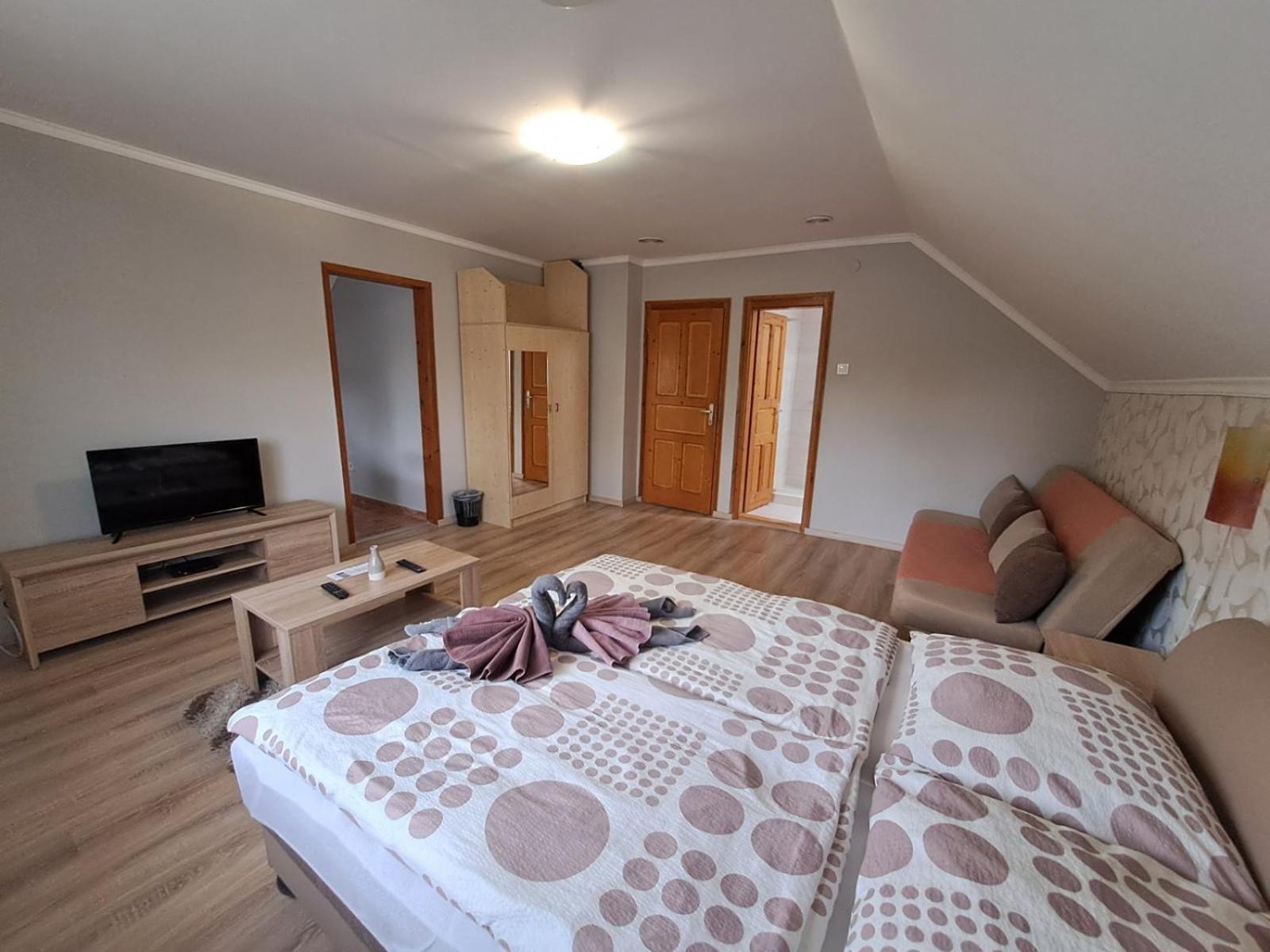 Berta Panzio Bed & Breakfast Hajduszoboszlo Room photo